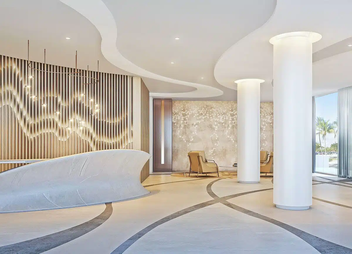 Fort Lauderdale Pier 66 Lobby