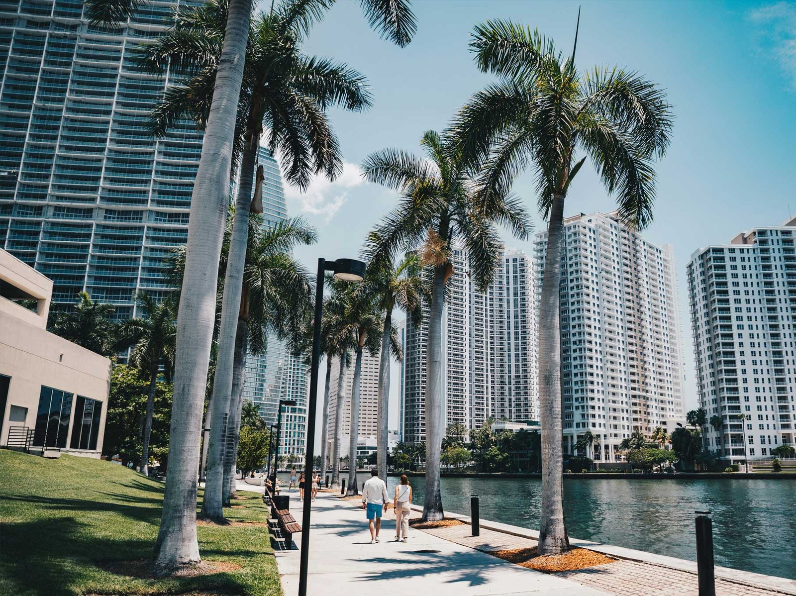 - Brickell Condos St. Regis Residences Brickell rendering, 1809 Brickell Avenue