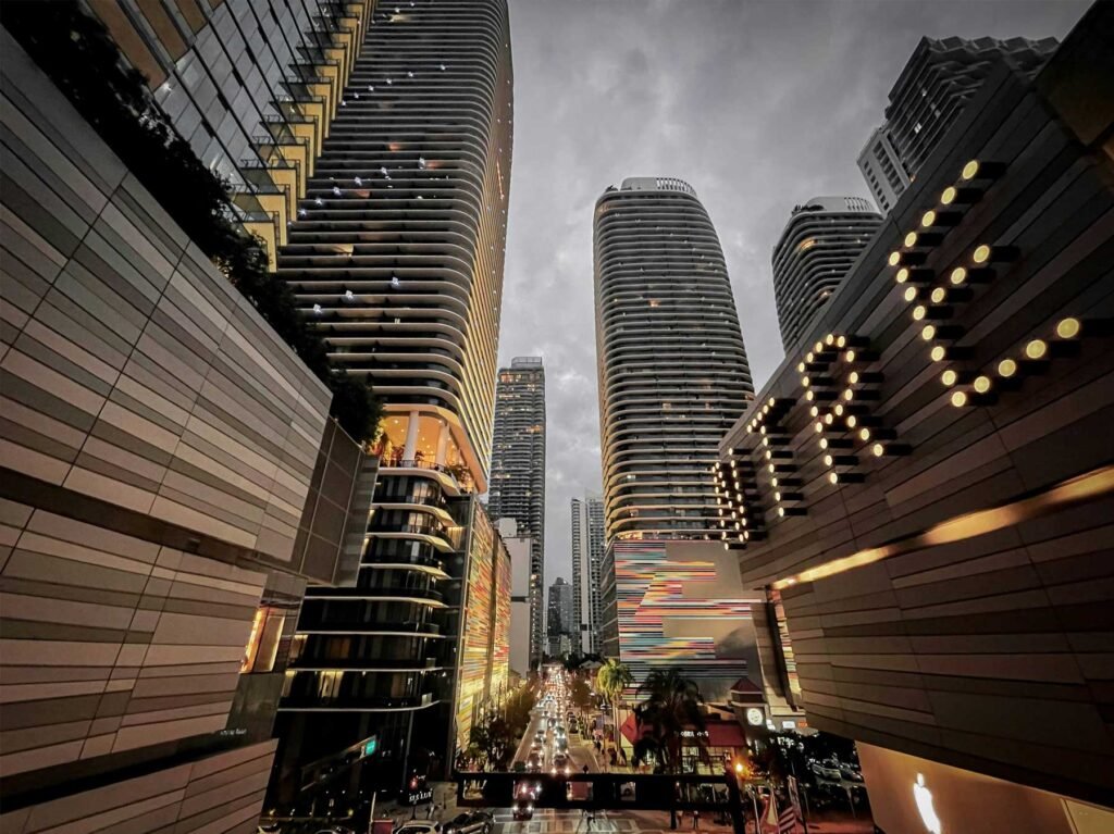 Looking up between the towers of Brickell City Centre