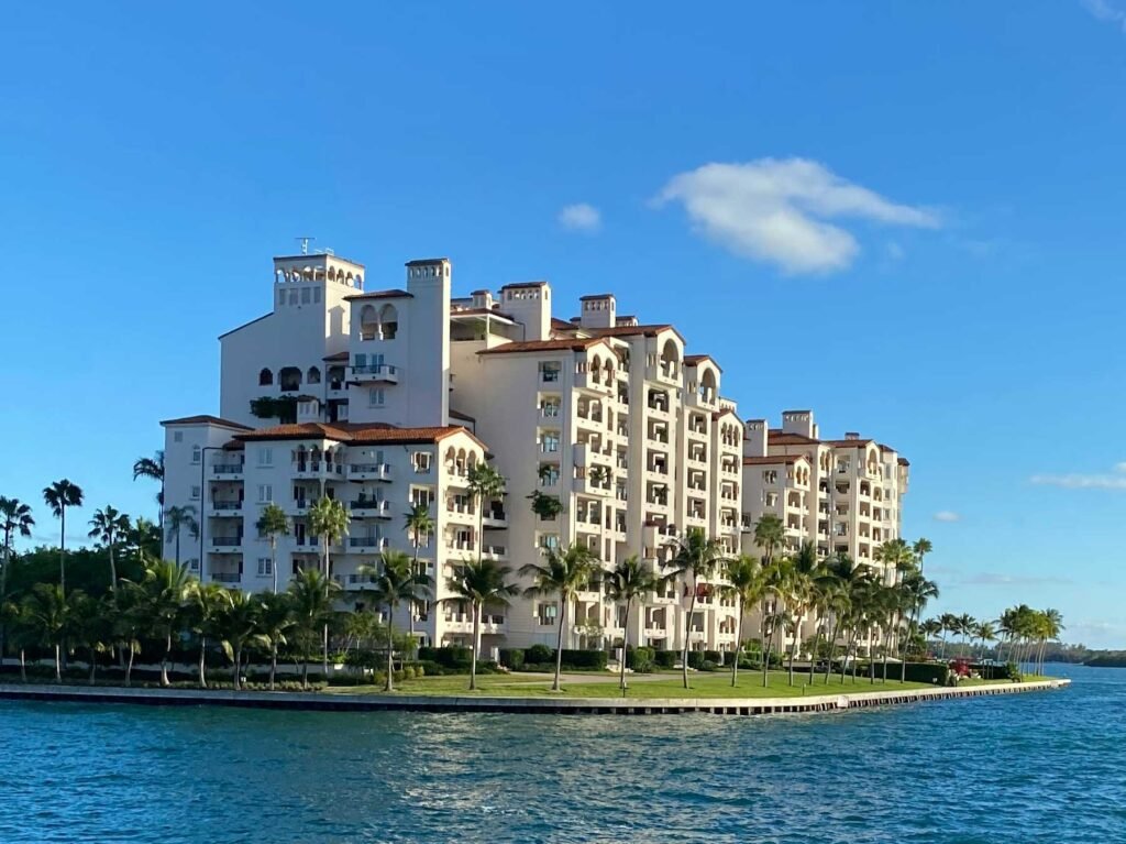 The tightest resale record of any Miami neighbourhood I have pulled — and the one caveat that stops it being a promise. The Record