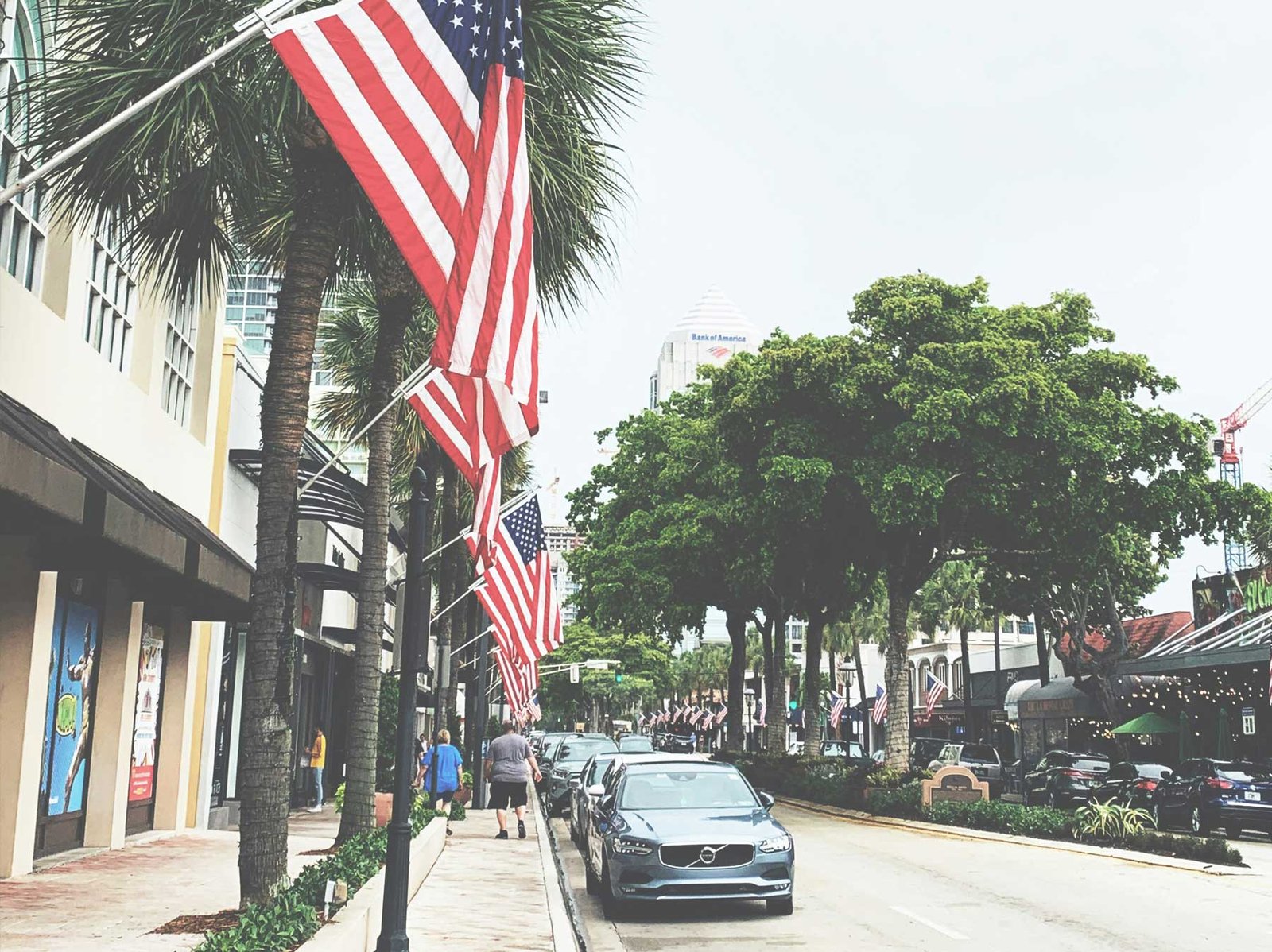 Las Olas Boulevard in Fort Lauderdale — the area where Edition Residences Fort Lauderdale is located