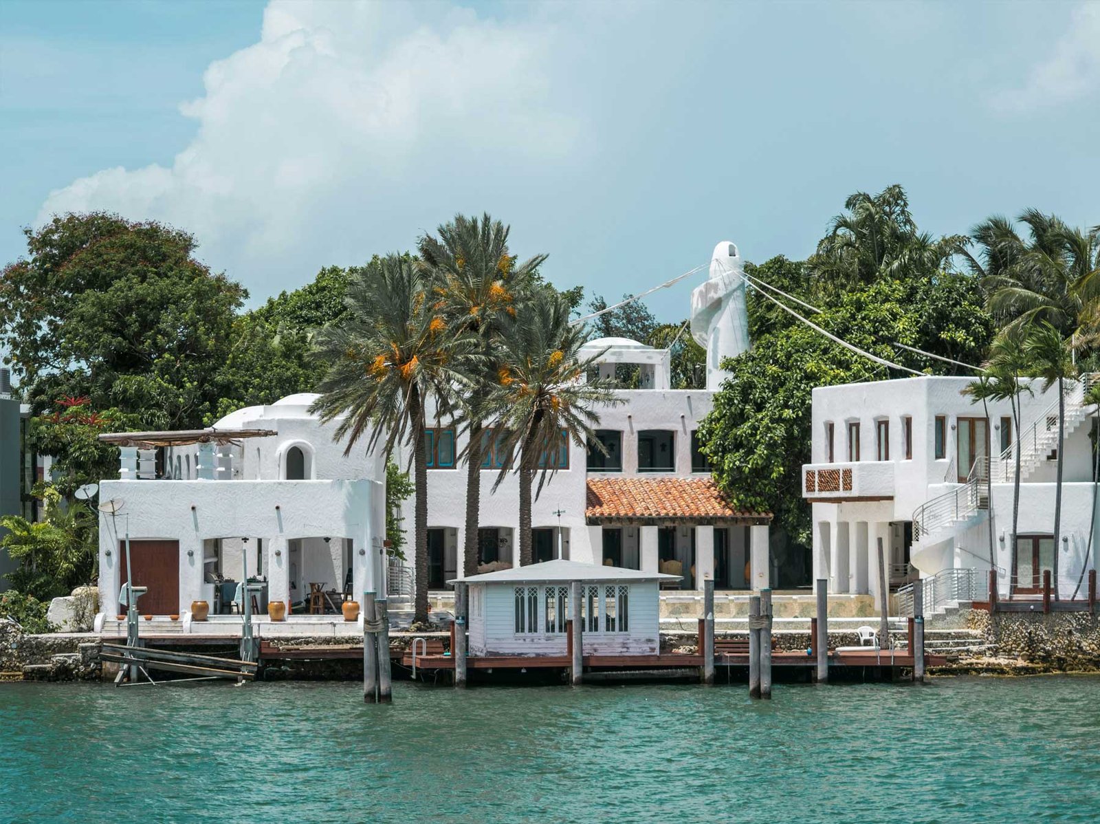- Miami Luxury Homes Luxury waterfront home in Miami with private dock
