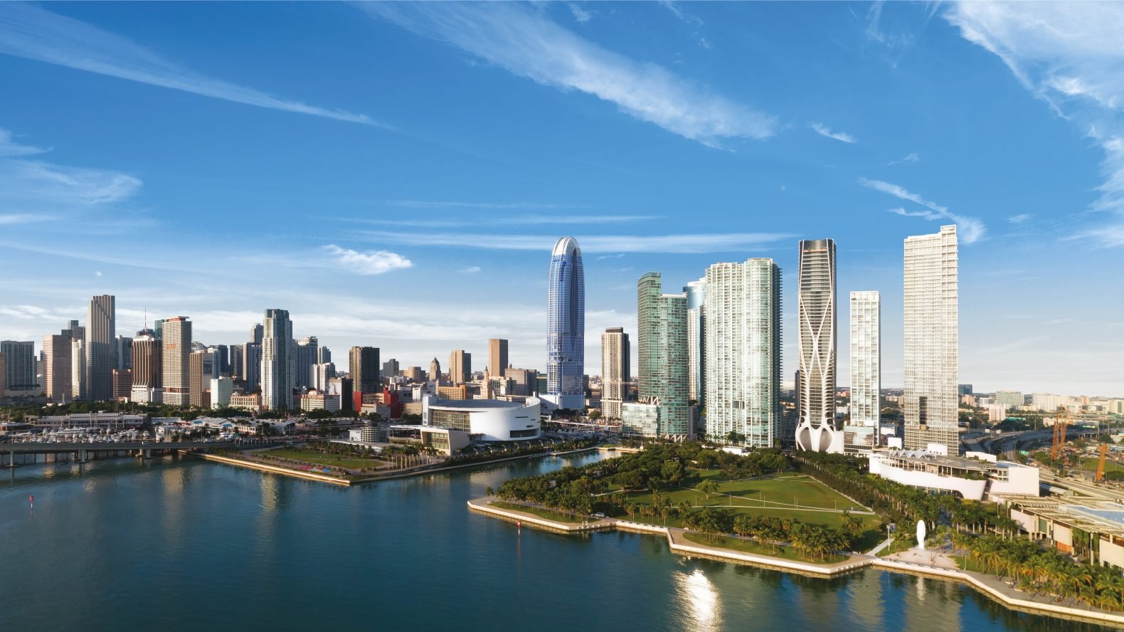 Okan Tower on the Biscayne Bay skyline