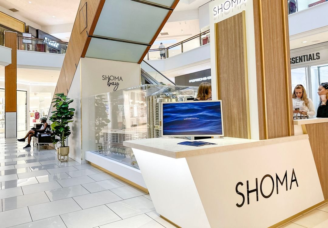 The Shoma kiosk in the lobby at Shoma Bay