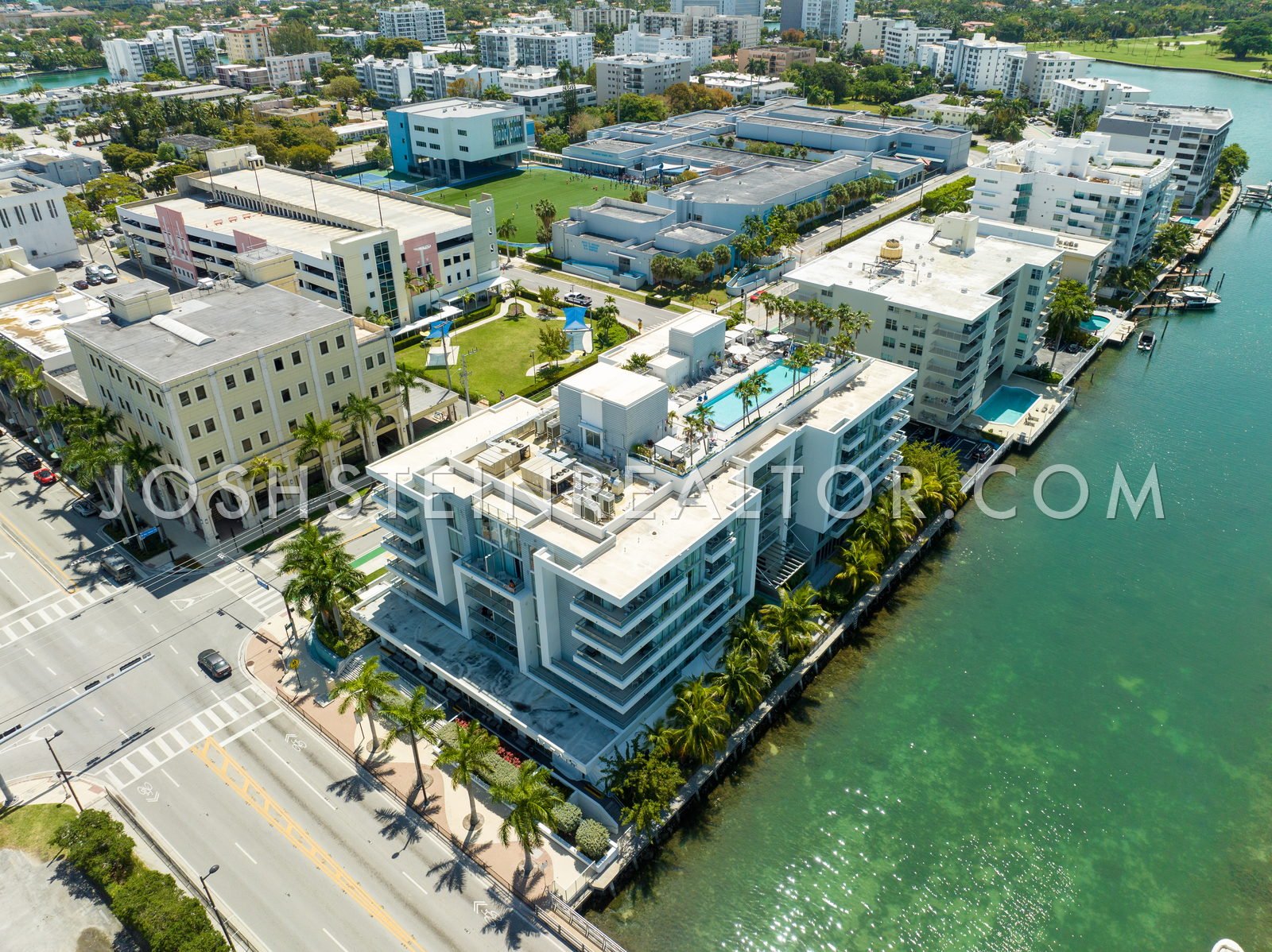Aerial view of Bay Harbor Islands, Miami