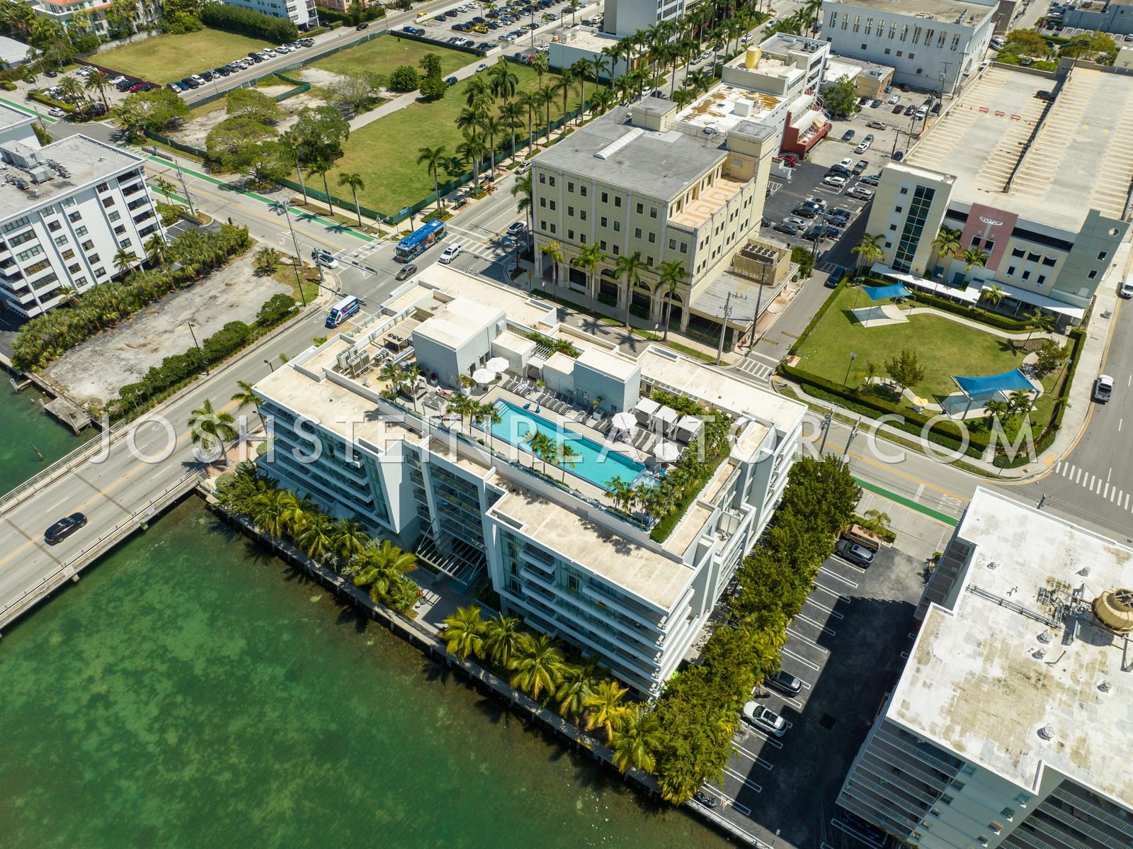 Aerial view of Bay Harbor Islands, Miami