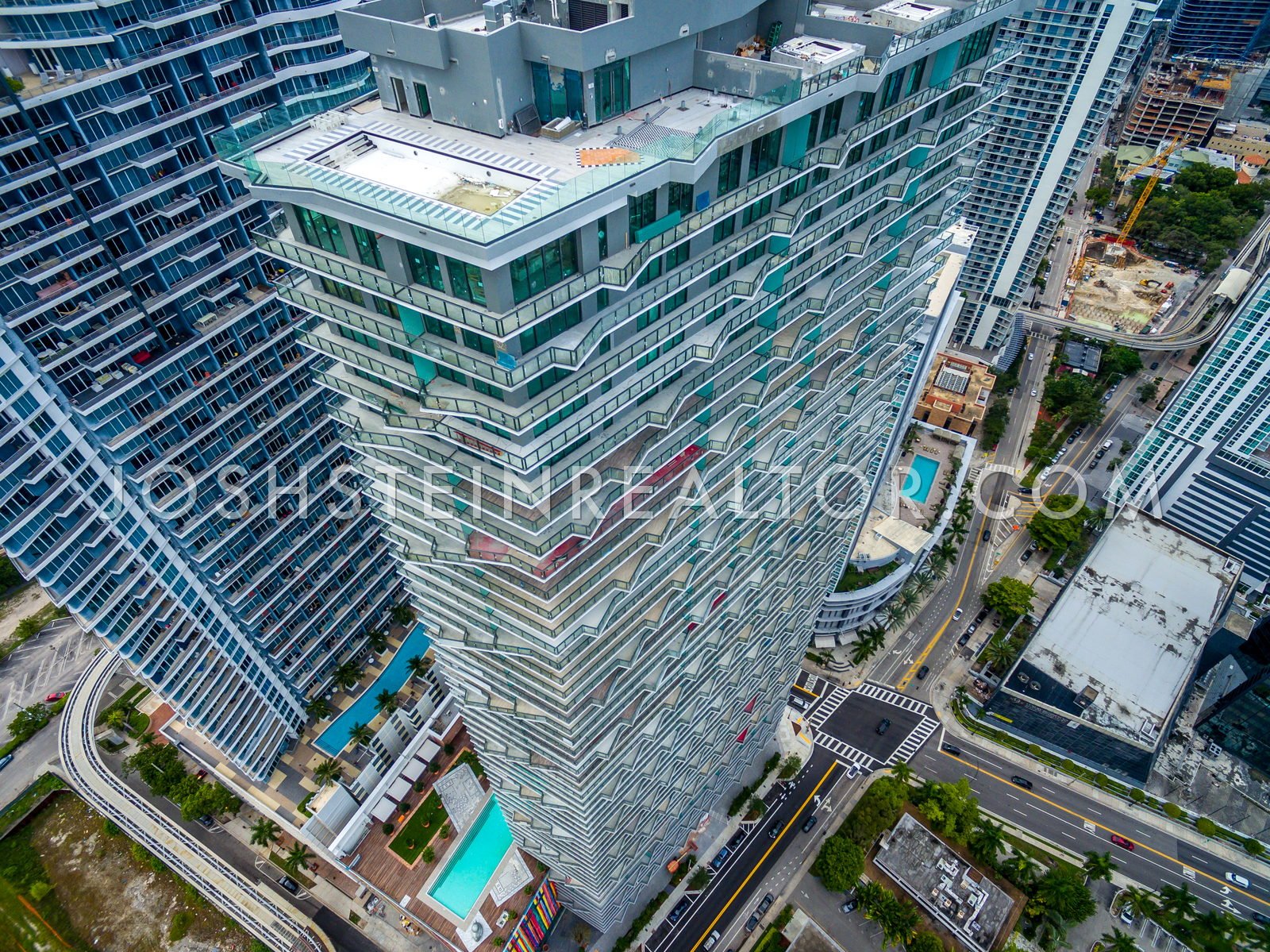 Aerial view of SLS Brickell in Brickell