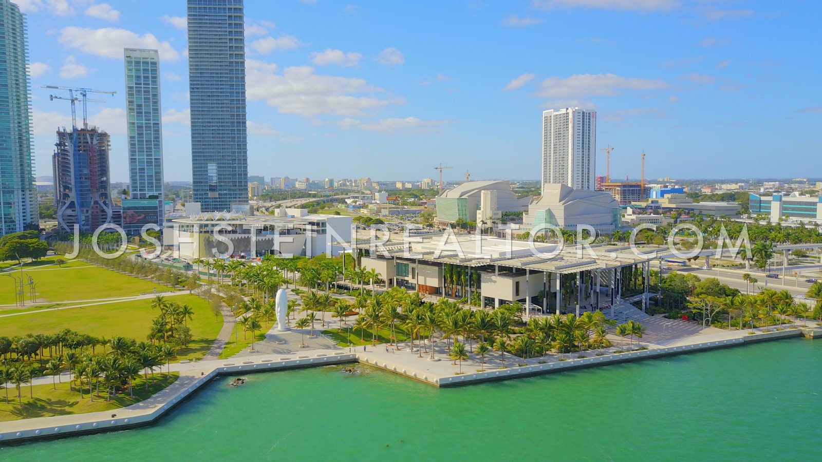 Aerial view of Park in Downtown Miami