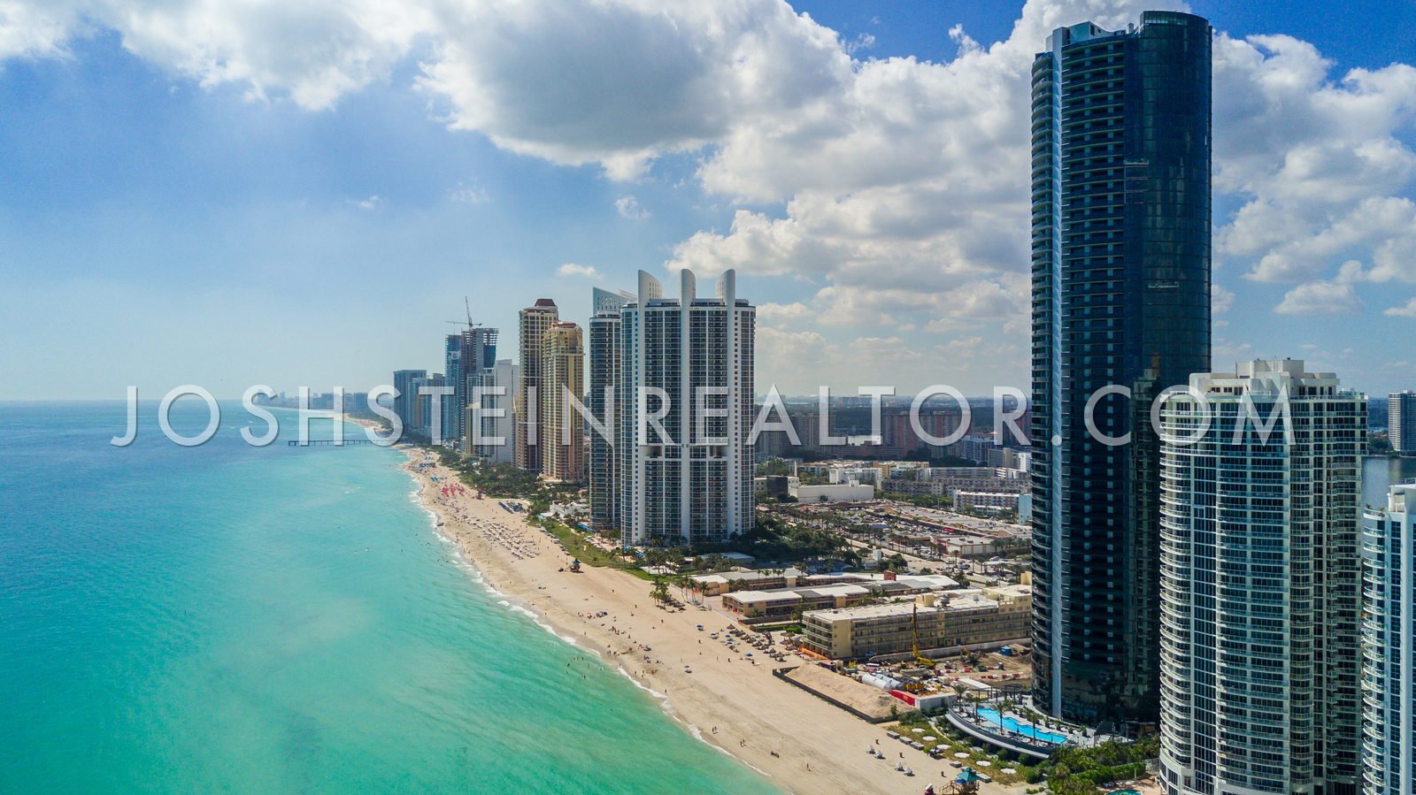 Aerial view of Sunny Isles Beach Luxury, Miami